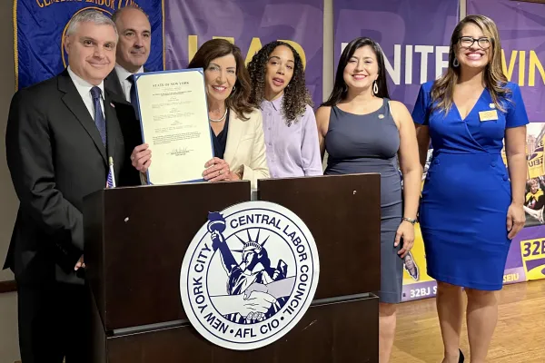 NY Governor Hochul signs bill banning captive audience meetings