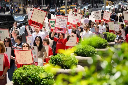 The NewsGuild-CWA workers at the Wall St Journal