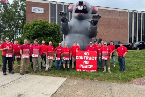 CWA Local 1298 mobilization and bargaining with Frontier Communications