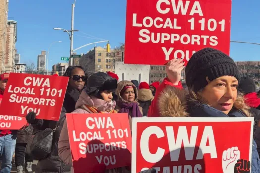 CWA supporting striking NYSNA nurses in NYC