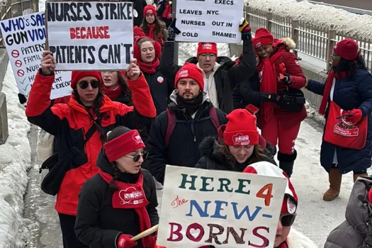 CWA NYSNA picket line support