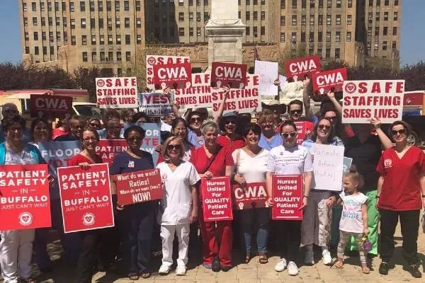 group_photo_safe_staffing_rally_5.17.18.jpg