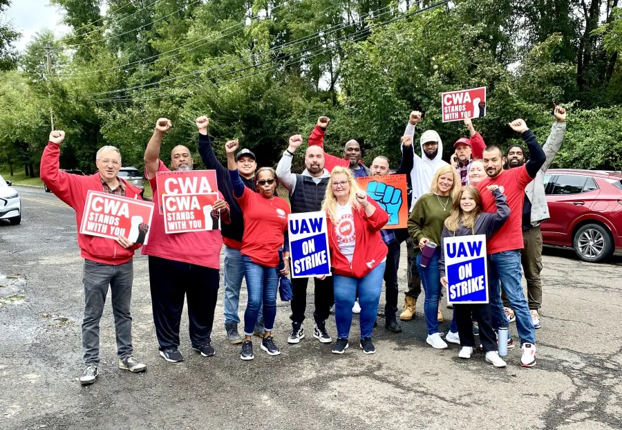 CWA stands with UAW